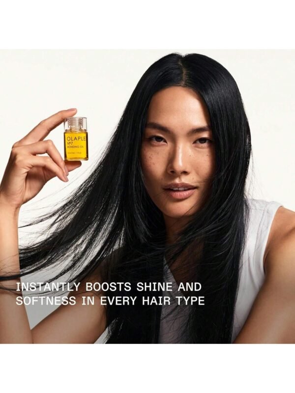 Olaplex No. 7 Bonding Oil, Concentrated High Shine Oil, Heat Protectant, Visibly Smooths & Softens Hair, Added Color Vibrancy, Up to 72 Hour Frizz Control, For All Hair Types, 1 fl oz
