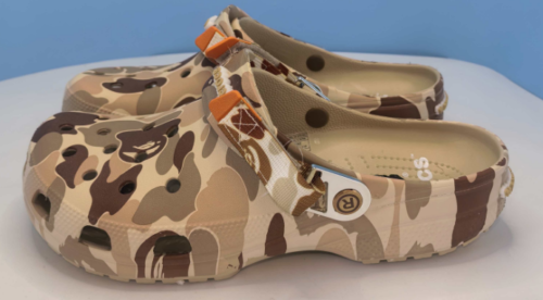 Crocs Garden Clogs for Women and Men - Slip On Work Shoes with Arch Support, Quick-Dry Water Shoes & Comfortable Casual Sandals | Size: Women's 8 / Men's 6 | Color: Camouflage